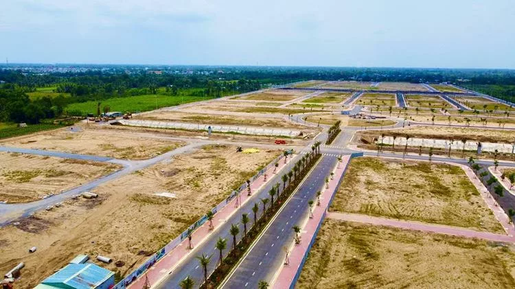 Đất Nền Hạ Nhiệt Ở Cả Hai Miền, Xu Hướng Thận Trọng Lan Rộng Trên Thị Trường