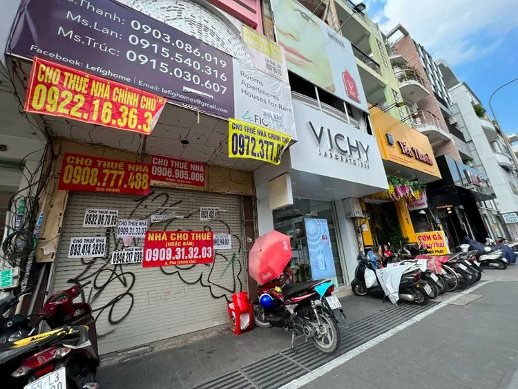 Giá Bán Nhà Phố Trung Tâm TP.HCM Đang Đi Ngang