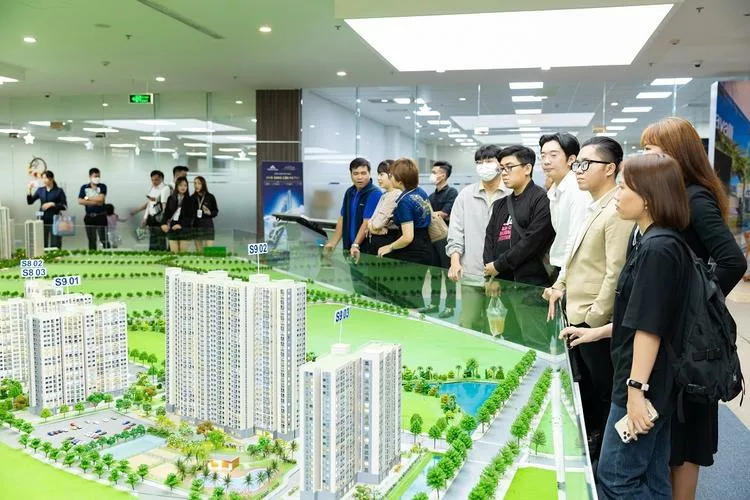 Làn Sóng Môi Giới Phía Bắc “Nam Tiến” – Thị Trường Bất Động Sản Miền Trung, Miền Nam Đổi Nhịp