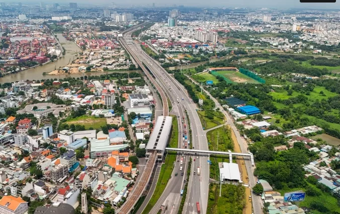 Nhiều nhà đầu tư địa ốc 'xả hàng' để bớt lỗ