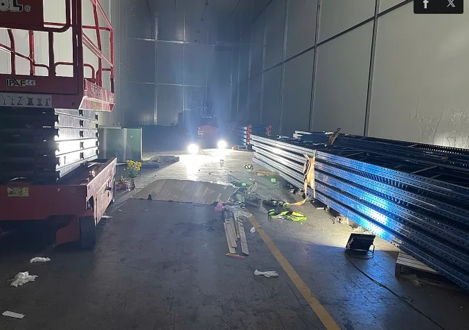 Sập kho ở KCN Sóng Thần, 4 thợ gặp nạn